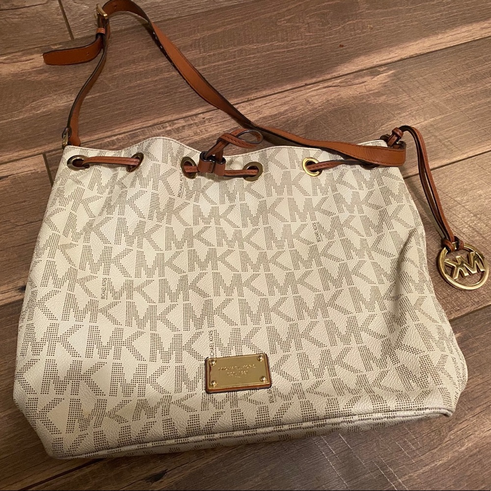 Michael Kors purse
